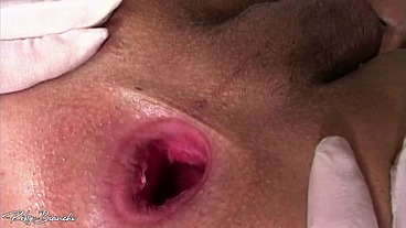 Omar Galanti and Angelika Wild enjoy a well-endowed trans