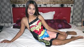 HOT Thai COUGAR wifey stars in this homemade amateur porn video