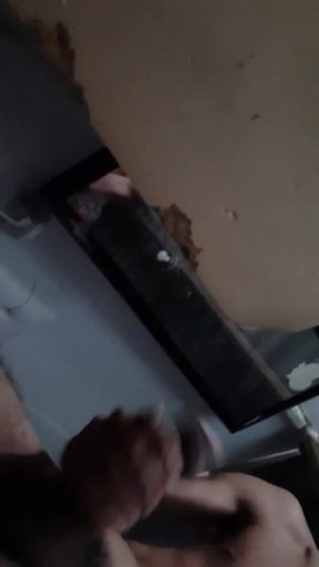 Student Masturbates Until She Squirts
