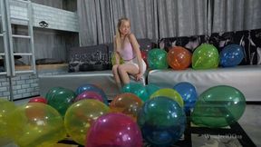 Irene pinches and squeezes popping **4K**