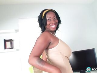 Large Ass Danesha Marquel Toys Her Vagina
