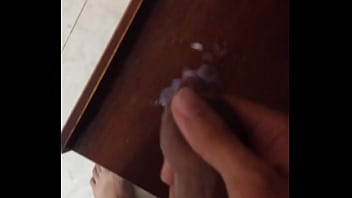 Paja solo en casa