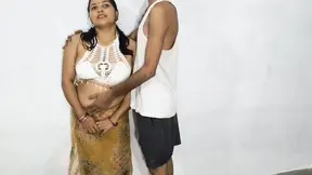 Indian Mami gets big ass fucked in doggy style and missionary