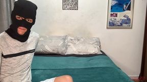 novinho afim de ser comido e se exibir para o mundo
