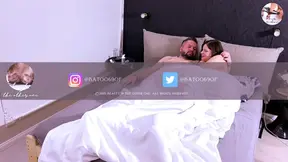 Amateur MILF wife gets fucked in the ass before bed