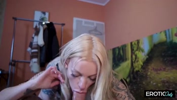 Throbbing Cock Teased by Tattooed Blonde's Hungry Mouth