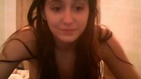 Stunning brunette Bulgarian webcam babe was kinda playing with her BF