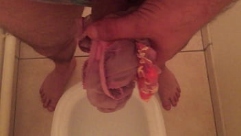 piss on my step mom&#039_s pantie