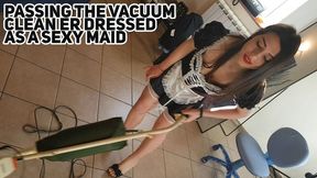 Passing the vacuum cleaner dressed as a sexy maid -FULLHD