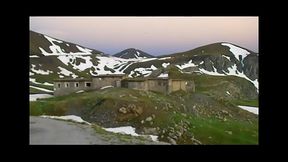 visite nu et matinale, dans le froid, d'_un fort militaire abandonne a 2500m alt