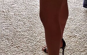 Little Asian Maid Gets Stuck Under Bed