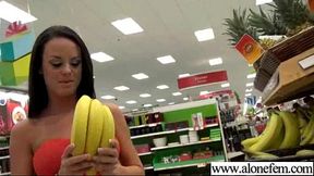 Alone Girl (rahyndee) Start Using Things As Sex Toys clip-28