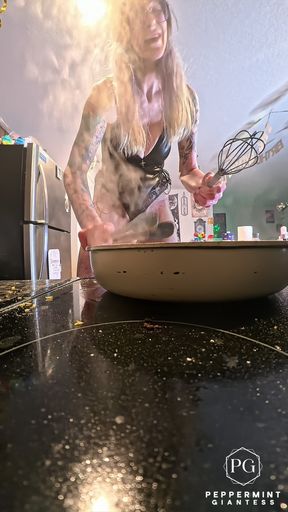 Giantess Serves up Chicken Piccata in 8-inch Heels & Black Lingerie