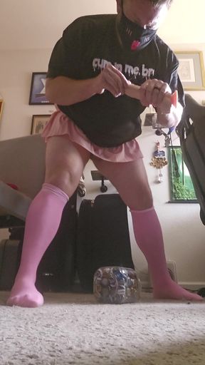 Tried a dildo on my bussy for the first time. (Might have been too big)