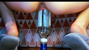18-year-old wife rides huge bottle in hardcore ass-fuck fisting