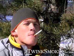 Uncut cock stroking and chainsmokin in the snow by lustful Roma