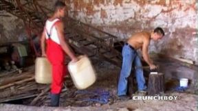 msucle boy fucked bareback by his friend in backroom