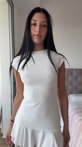 Amateur cute solo babe shows off her tits