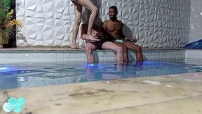 lucao e helyo fazendo james de marmita de casal