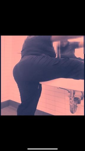 I Got LOCKED In The Bathroom For 30 SECONDS!