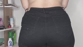 My sexy jean farting caught in my big ass jean