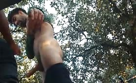 Sucking and fucking a delicious cock in the bushes