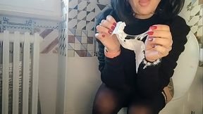 Chantal let you spy while she...