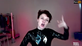 Naughty Jennifer has new pantyhose to review!