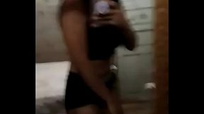 Morena Linda dan&ccedil_ando Instagram dela @topdoinsta br