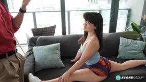 Flexible Asian Mochi Mona squeals when she&#039;s getting fucked