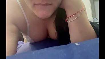 TENIENDO SEXO CON LATINA MILF MEXICANA CULONA EN MINI FALDA LE METO UN DILDO POR EL ANO VECINA CALIENTE LA MASTURBAN HASTA QUE SE VIENE Y LE CHUPAN LA VAGINA Y SE LA FOLLAN EN DOGGY STYLE