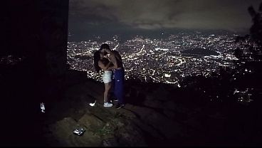 REAL AMATEUR - My thirsty neighbor wanted it riskier: Outdoor sex overlooking the city