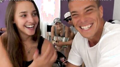 Horny babes and guys are havign sex orgy in the limo