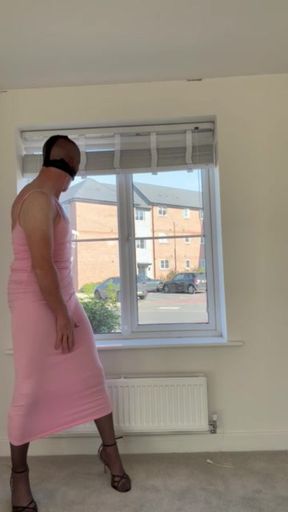 Sissy showing off