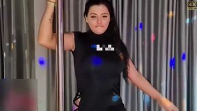 novinha gostosa queria sentar no meu pau hoje... fudi a buceta dela sem do, socando forte ate deixar ela gozada