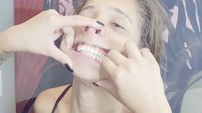 MAKING SILLY FACES AT MY WANDERING BOSS - BY ANA AYUMI - CLIP 3