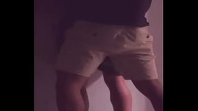 el hetero me acorrala en la fiesta para meterme su pito