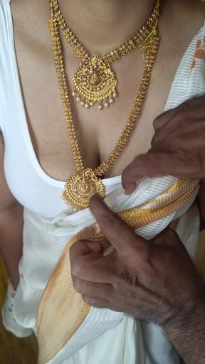 Cheating mallu aunty hot romance  breast licking hot viral video