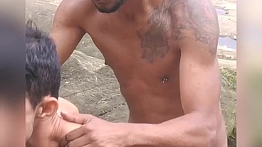 threesome in the florest Sexo a três na cachoeira 07 45