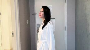 Slutty MILF Piper Gets Piped in Her Hotel by BBC