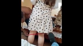 Depois de ser puta nas conversas acabei indo encontrar essa safada e o final voc&Ecirc_s ja sabem rola grande e grossa dentro da casada na frente do corno