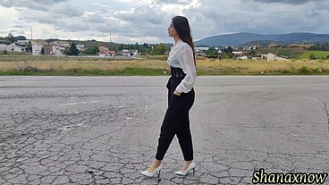 SHOWER PUSSY BODY SHAVING MAKE UP DRESS UP HIGH HEEL OUTDOOR