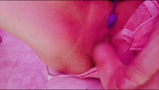 【チャイナコスプレでドアップまんこ】クリを掴むバイブで完全昇天