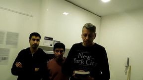 esposa ninfomana y puta pervertida engana al marido en orgia con predicadores , completa