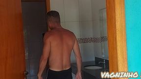banheiro errado mais acabamos fodendo no meio da chacara e tudo certo bronzeada com micro bikini