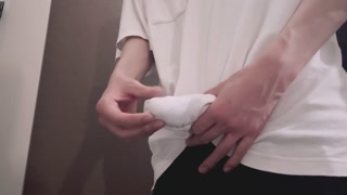 Handjob cumshot through cloth♡