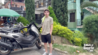 18enne spagnolo twink prende una profonda scopata bareback