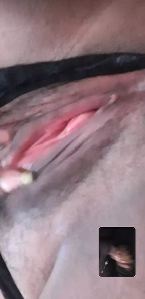 My stepmom gave me a video call and showed me her rich ass and pink vagina.