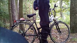 Mein Fahrrad fickt mich in den Arsch in Lycra Radlerhose