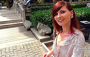 Jeny smith, jeny alone